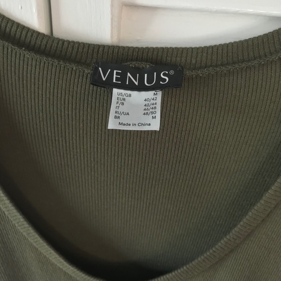 3/$25 Venus Size Medium Fabric Belt Top - Picture 3 of 6